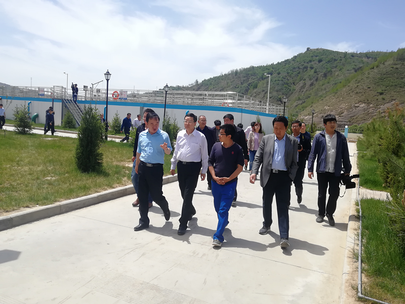 1526459692235326m77h.png 薛占海視察_副本.png