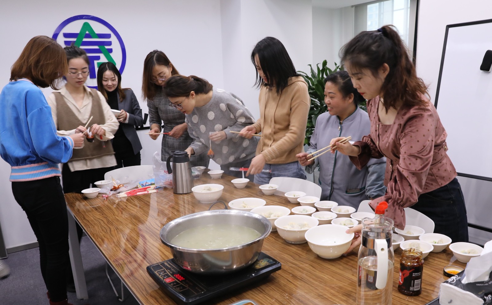 1577060014288286u25p.jpg 1220_1.jpg