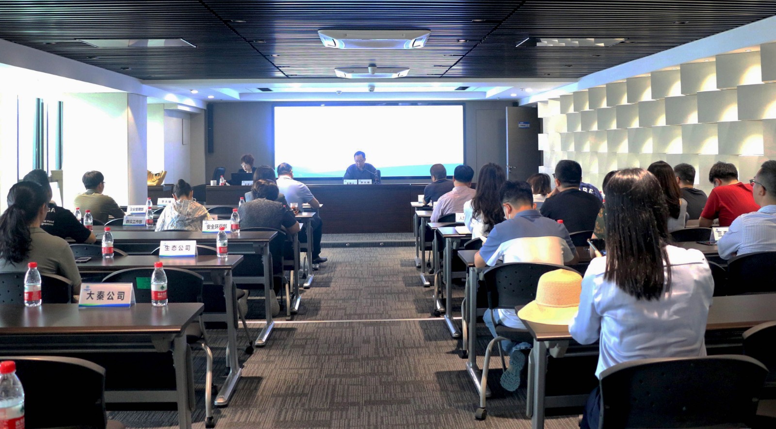 16212211761785823o6q.jpg 法務(wù)部.jpg