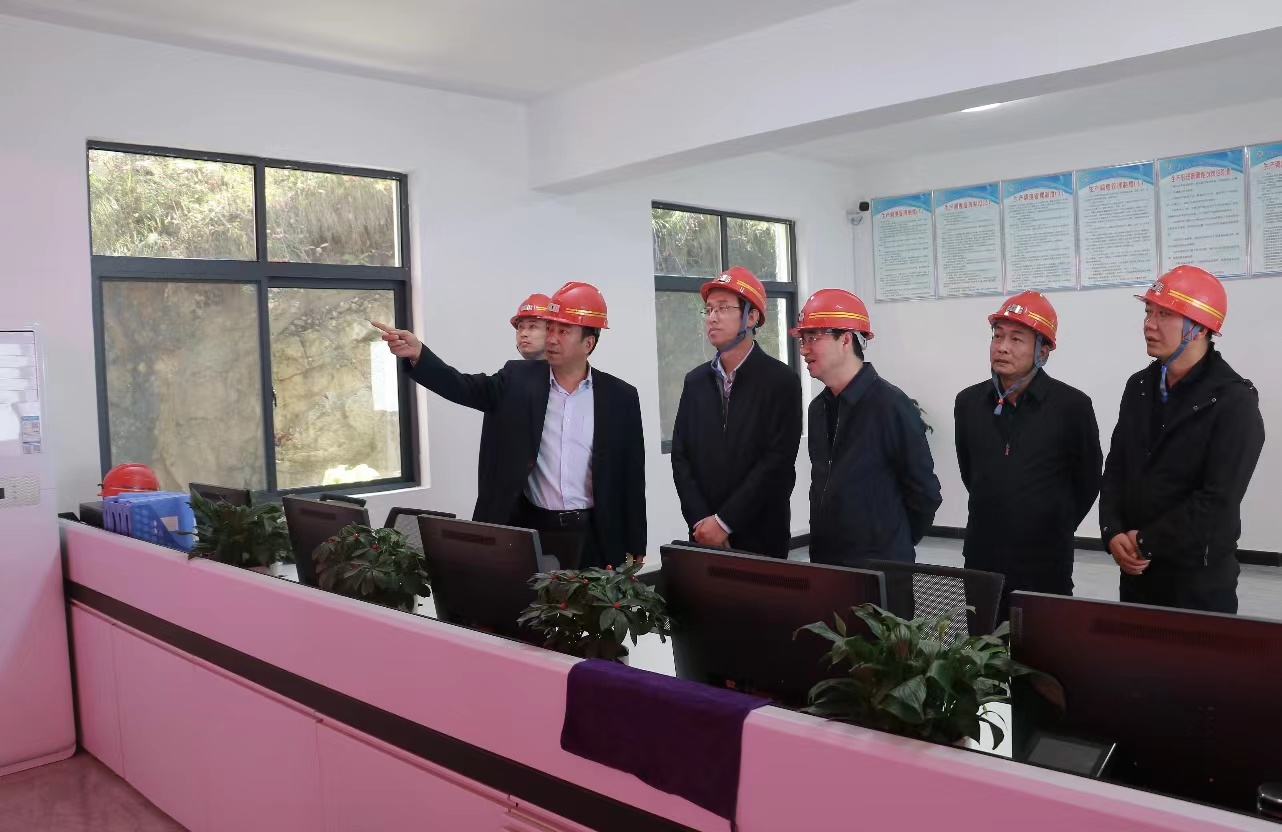 1698887070934411Ypz9.jpg 鼎豐礦業1.jpg